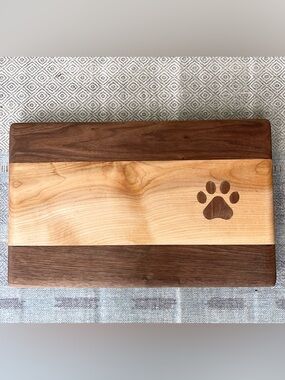 Handmade Wood Chopping Cutting Board Dog
Print 12" X 19" New